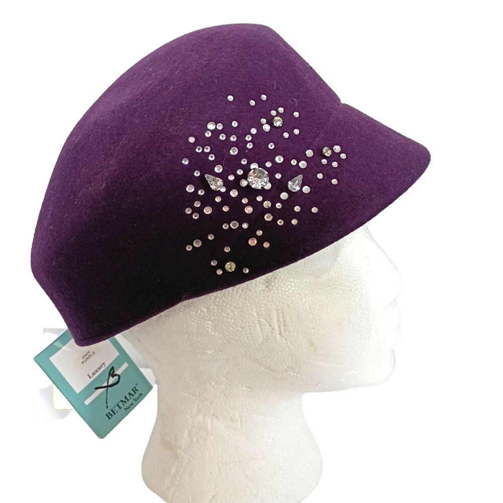 Betmar New York Purple  Rhinestone Wool Cloche Hat New With Tags